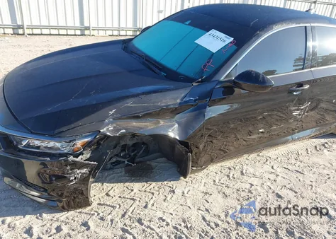 2018 Honda Accord Sport z USA, uszkodzony, nr VIN 1HGCV1F30JA057964